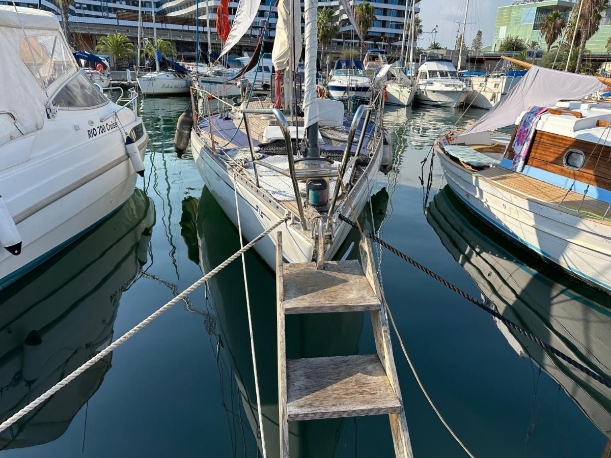 Unique Wooden Sail Yacht + 2 Bikes Included! Hotel Sant Adrià de Besòs Kültér fotó