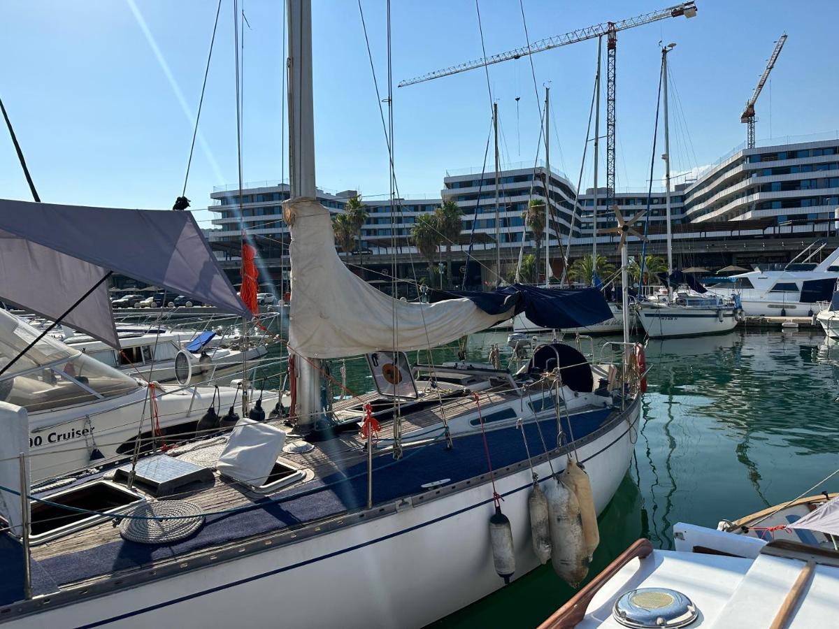 Unique Wooden Sail Yacht + 2 Bikes Included! Hotel Sant Adrià de Besòs Kültér fotó